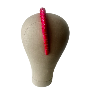 Fuchsia satin headband with pink beaded embroidery and pearls, handmade in Vienna by Niely Hoetsch