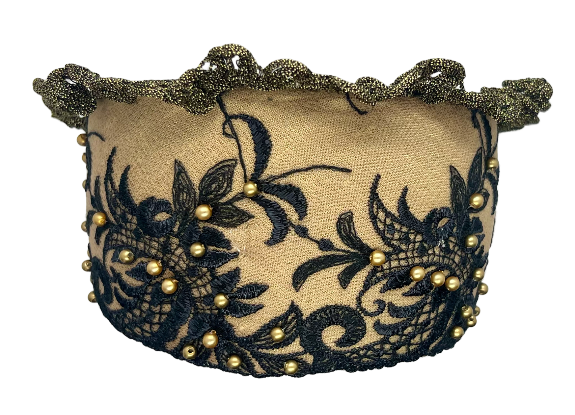 Goldreifen – black lace and golden pearl headpiece with bilro embroidery, handmade in Vienna