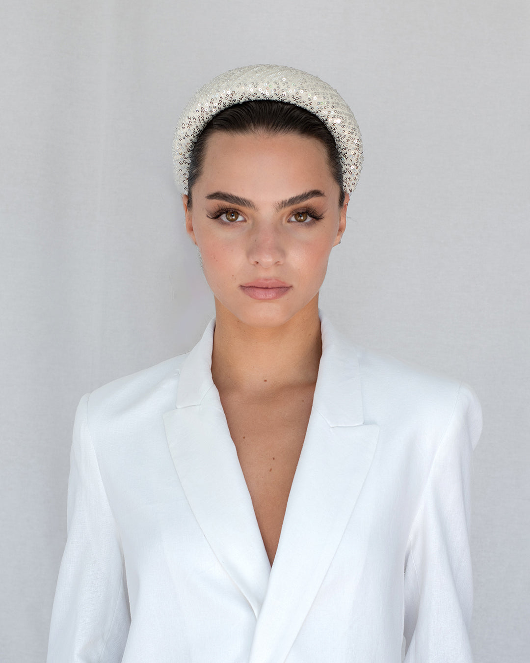 Emmie Padded Headband Off-White & Silver