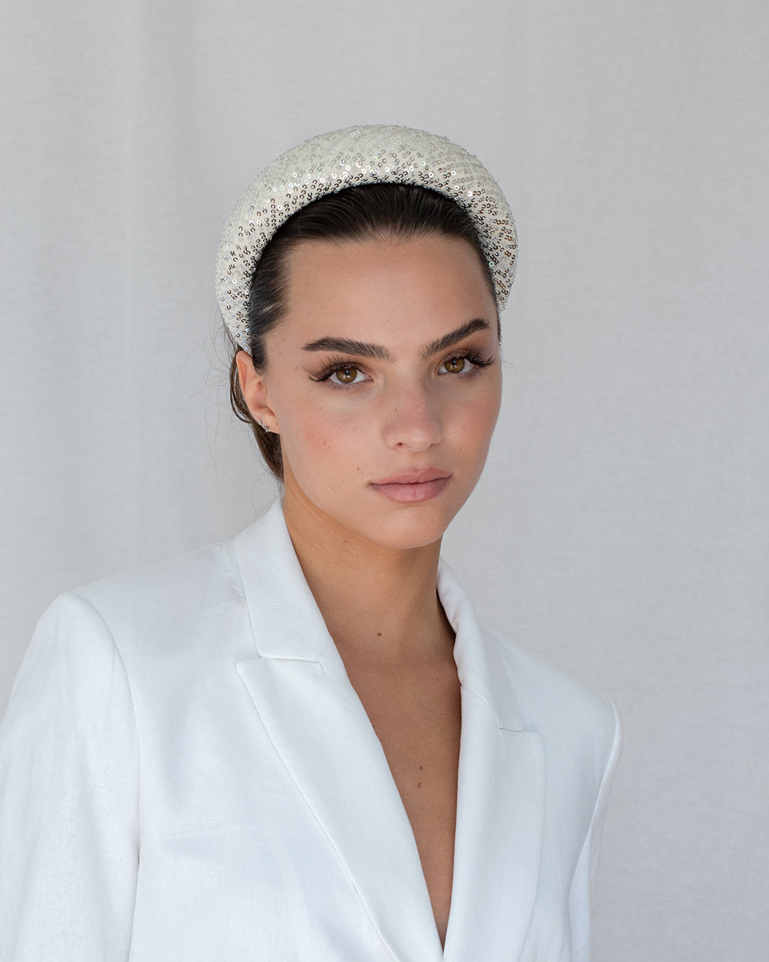 Emmie Padded Headband Off-White & Silver