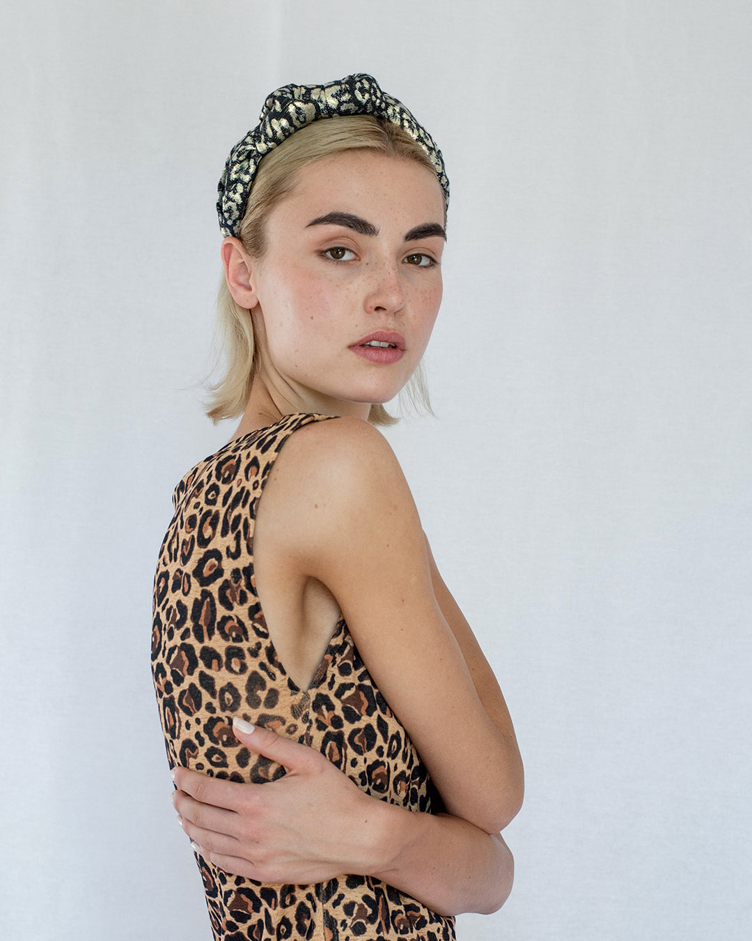 Merriwether Lustre Knot Headband Onça